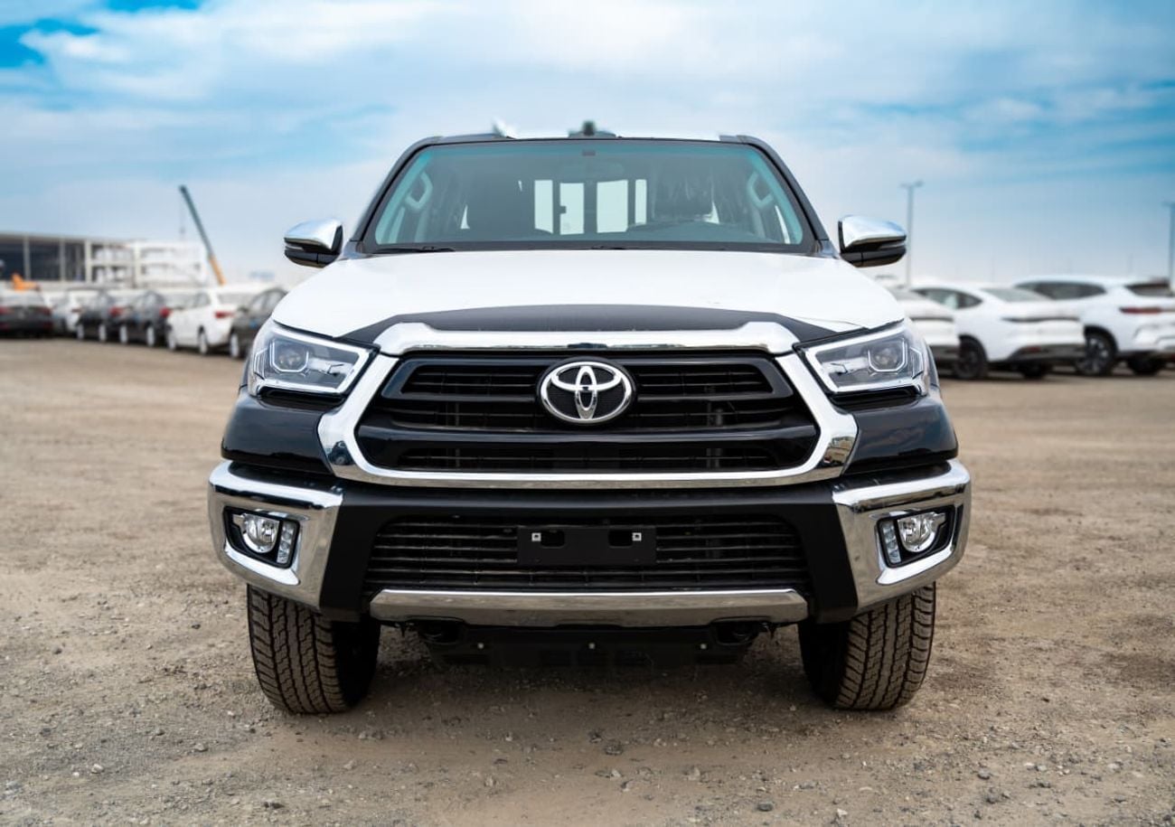 تويوتا هيلوكس SGLX 2.7L 4x4 Double Cabin, Petrol, Full Option Automatic