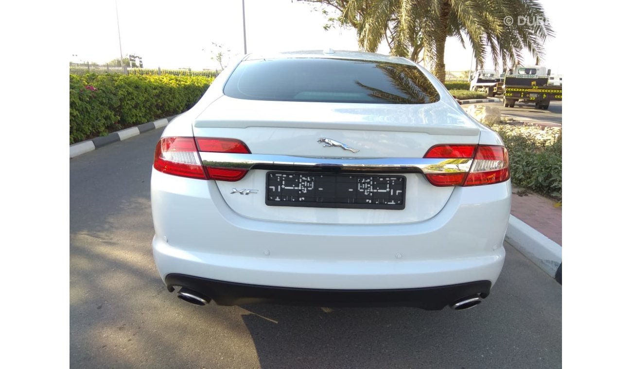 Jaguar XF LUXURY V8 2012 GCC SPECS