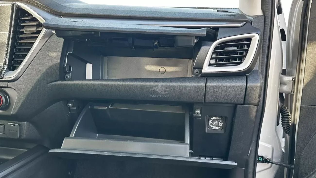 Isuzu D-MAX STD ⦁	ISUZU D-Max 1.9 Ddi DC 4x4 PWR A/W LS High Specs AT 2025 • Diesel • Automatic