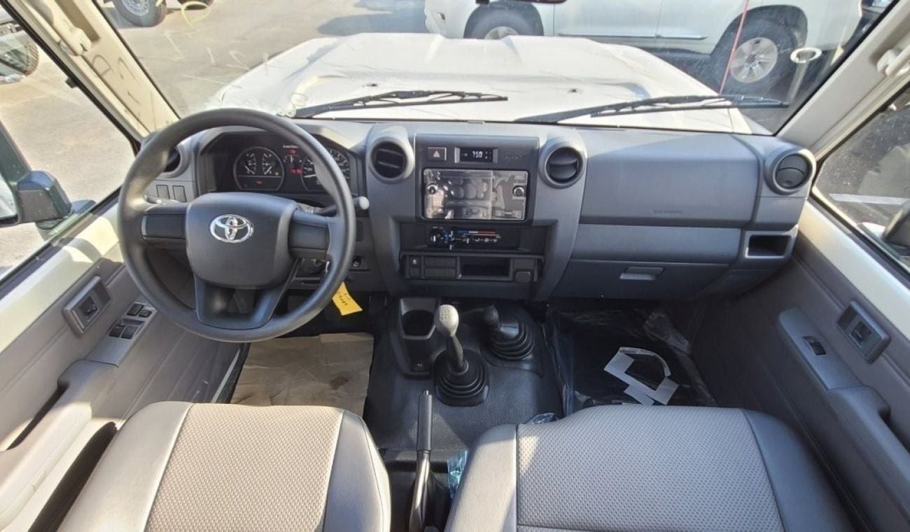 Toyota Land Cruiser 70 LAND CRUISER HARDTOP LC78 4.2L DIESEL 2024 MODEL YEAR WHITE COLOR