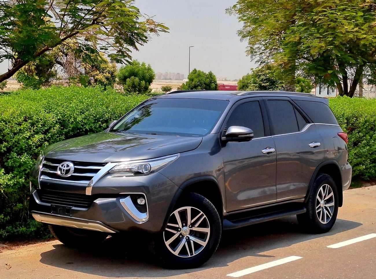 Toyota Fortuner VXR 1442-Monthly For 3 Years I GCC | V6 , Full Option