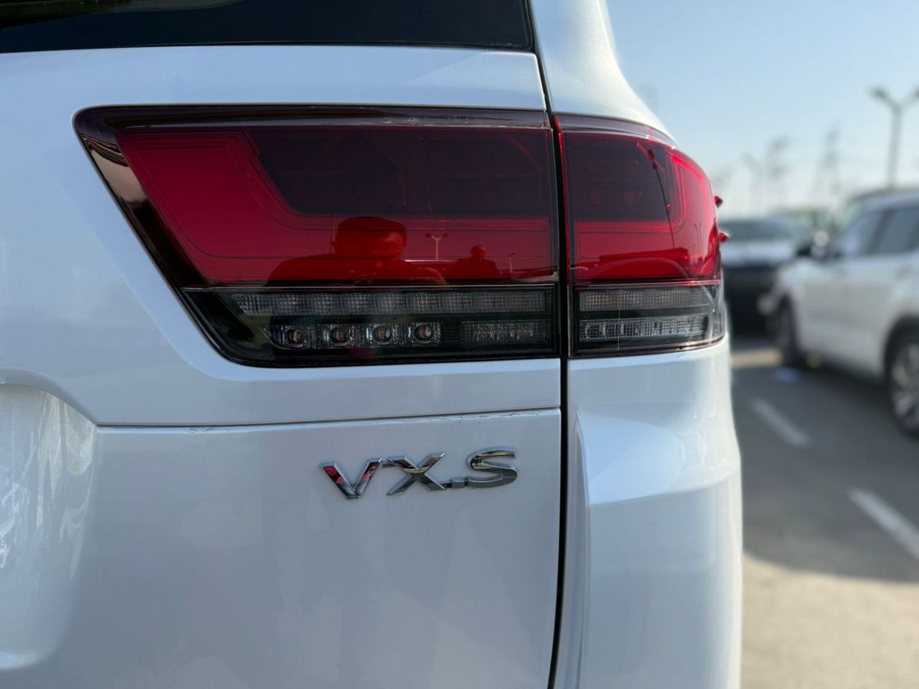 تويوتا لاند كروزر Land Cruiser VXR 3.5L Twin Turbo A/T Petrol 4X4 .7 Seats . 5 Doors 2026 Model