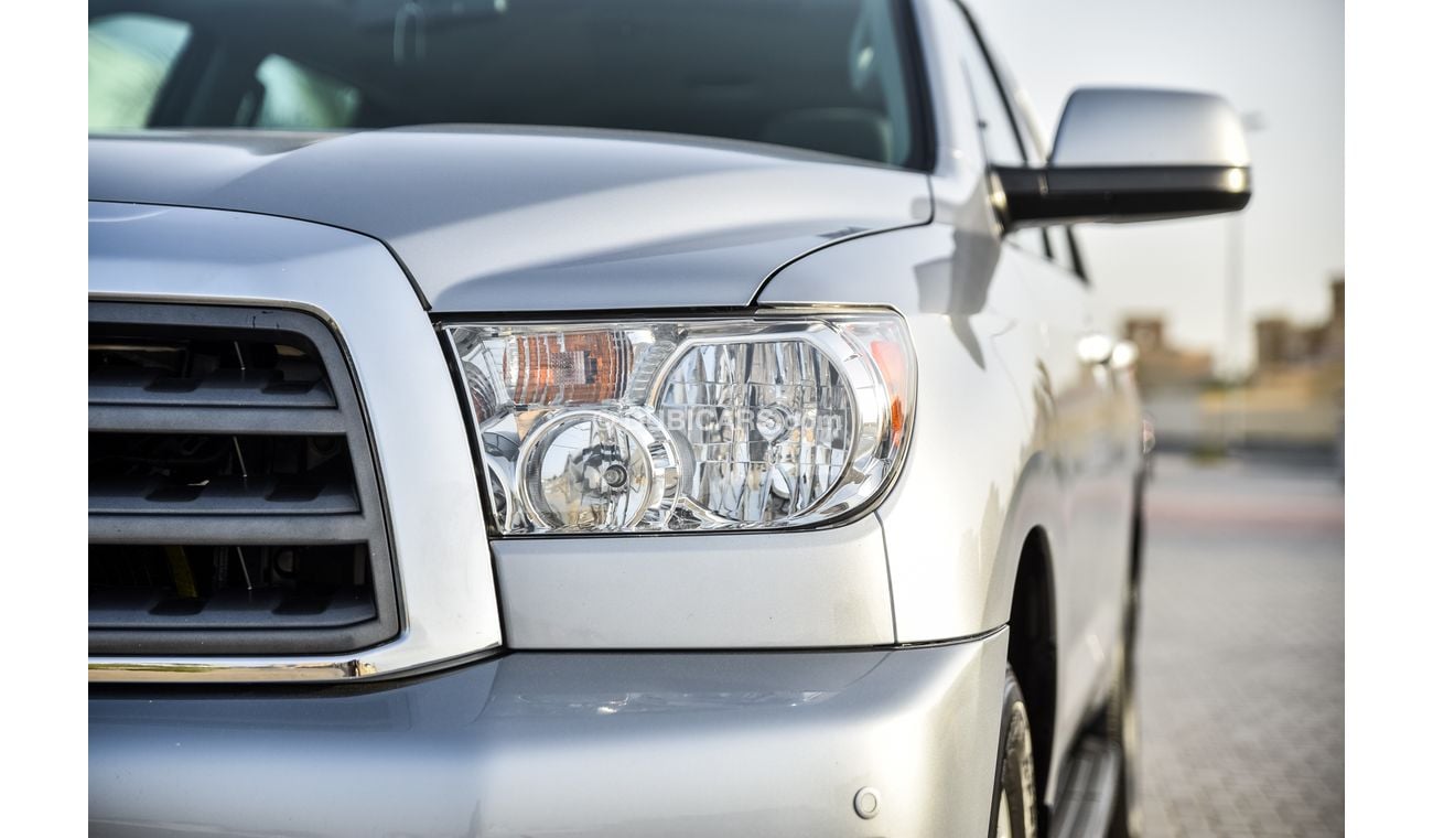 تويوتا سيكويا 5.7L V8 GXR