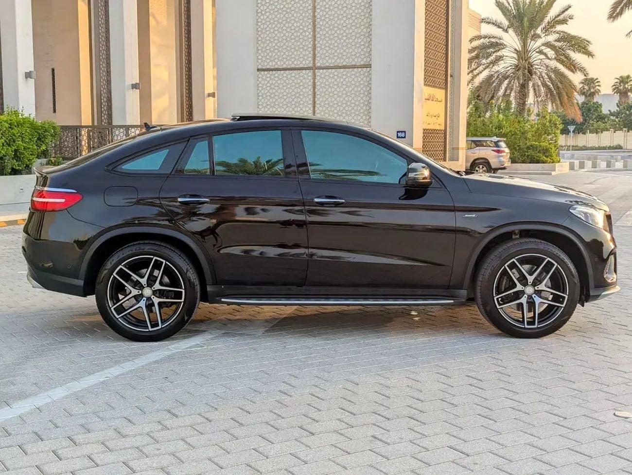 مرسيدس بنز GLE 43 AMG GLE 43 AMG Coupe | GCC Specs | 367 HP | Full Option | Excellent Condition