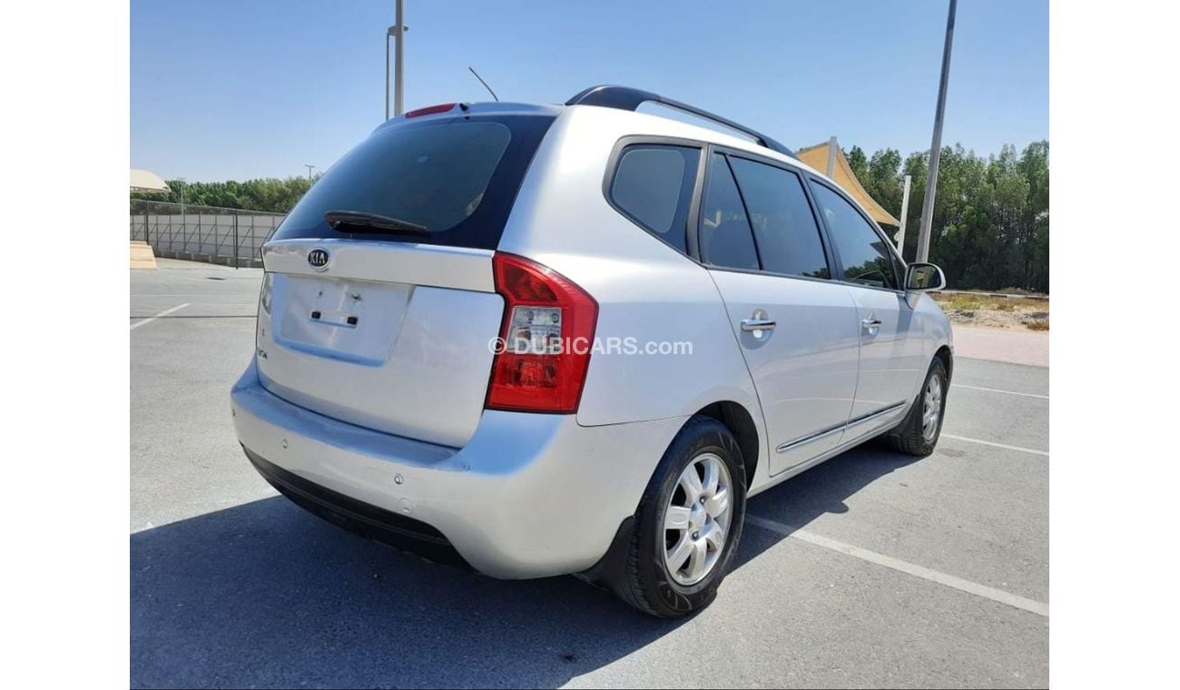 Kia Carens Kia carens 2009 g cc full automatic orginal pant