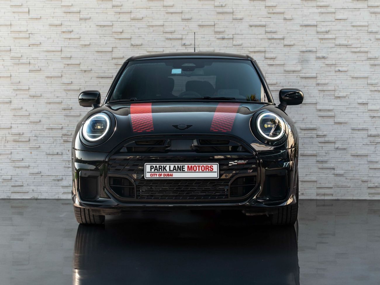 ميني كوبر إس S with John Cooper Works Kit