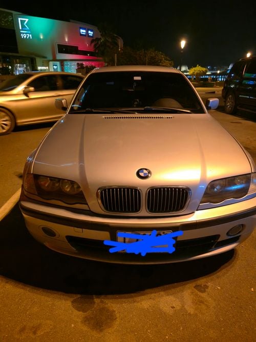 BMW 320i STD