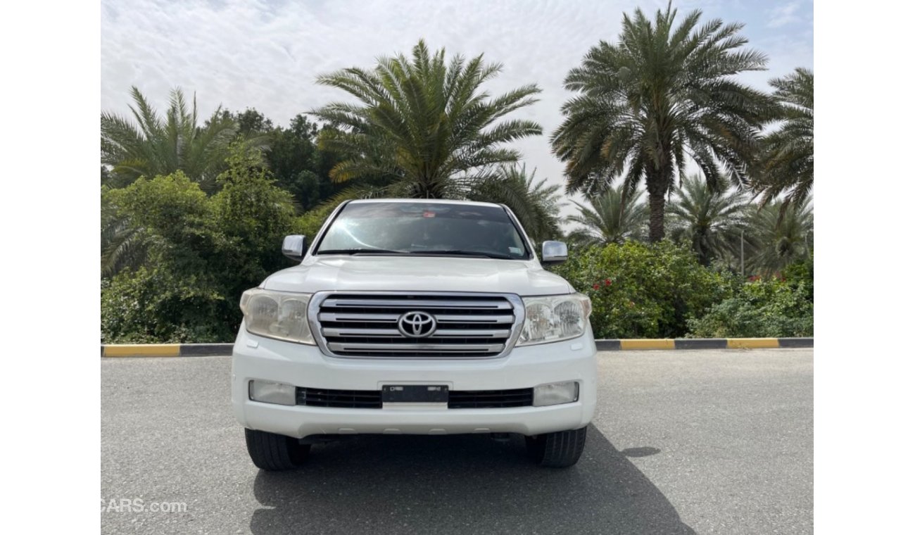 تويوتا لاند كروزر Toyota Land Cruisers  GXR V6 mobile 2010 Excellent Conditio  (Gcc- SPEC)  VERY GOOD CONDITION