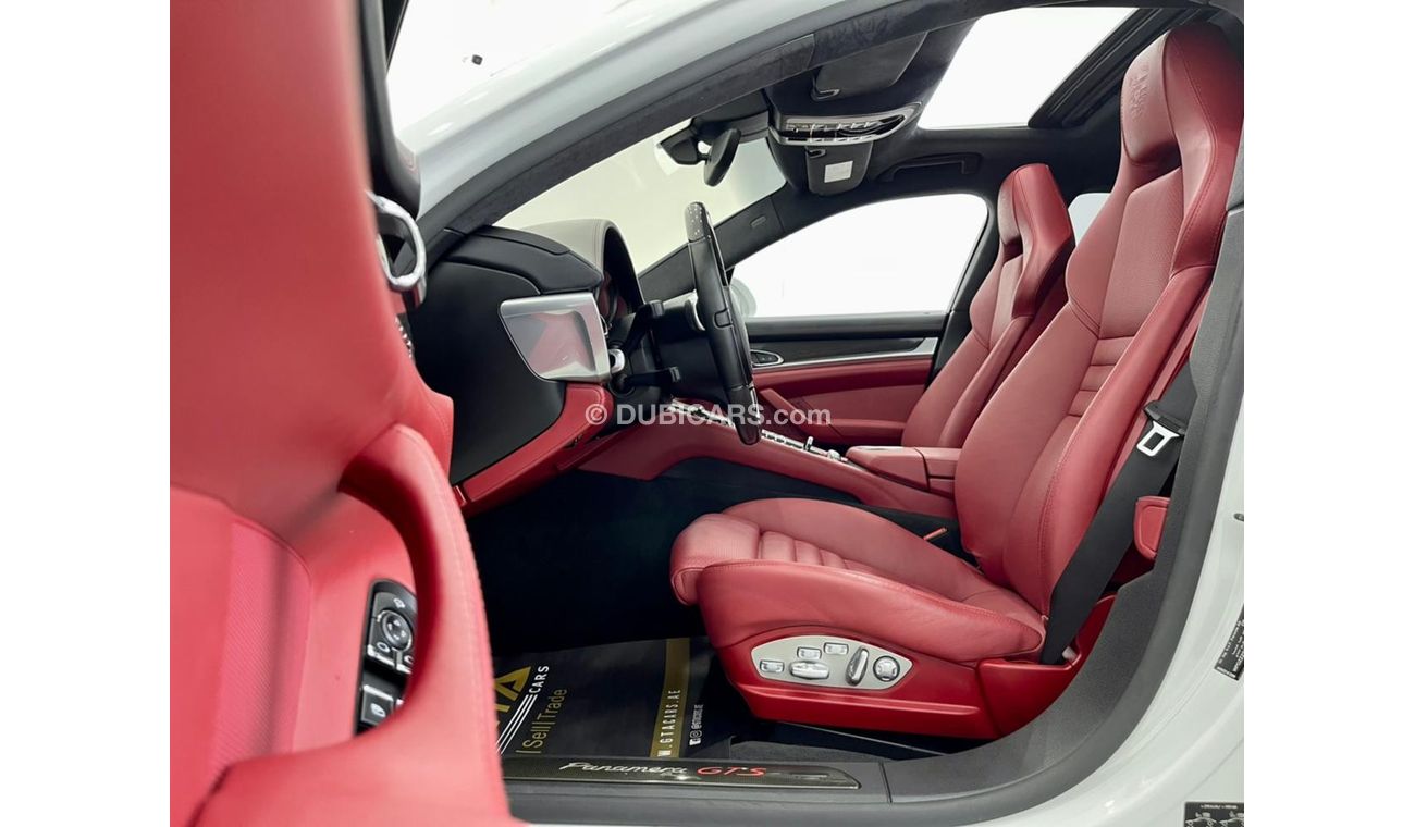 بورش باناميرا 2015 Porsche Panamera GTS, Porsche Service History, Warranty, Low Kms, GCC