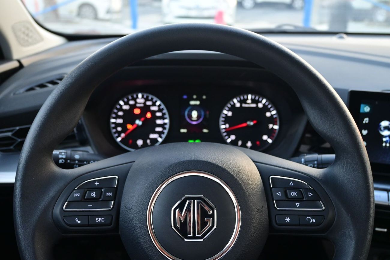 MG 5 MG5 1.5L, Manual Petrol, Model 2025 Color White