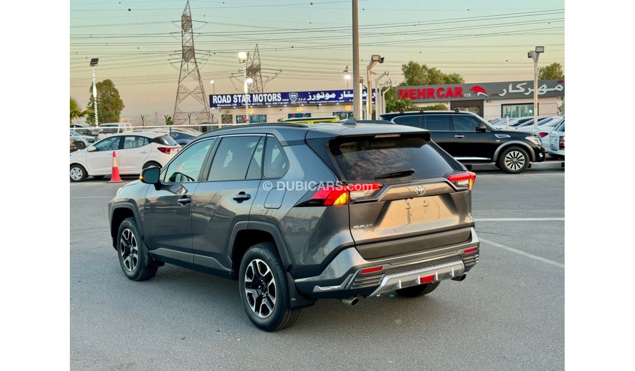 Used Toyota RAV4 2021 NEW KIT 4x4 CANADA SPEC 2021 for sale in Dubai