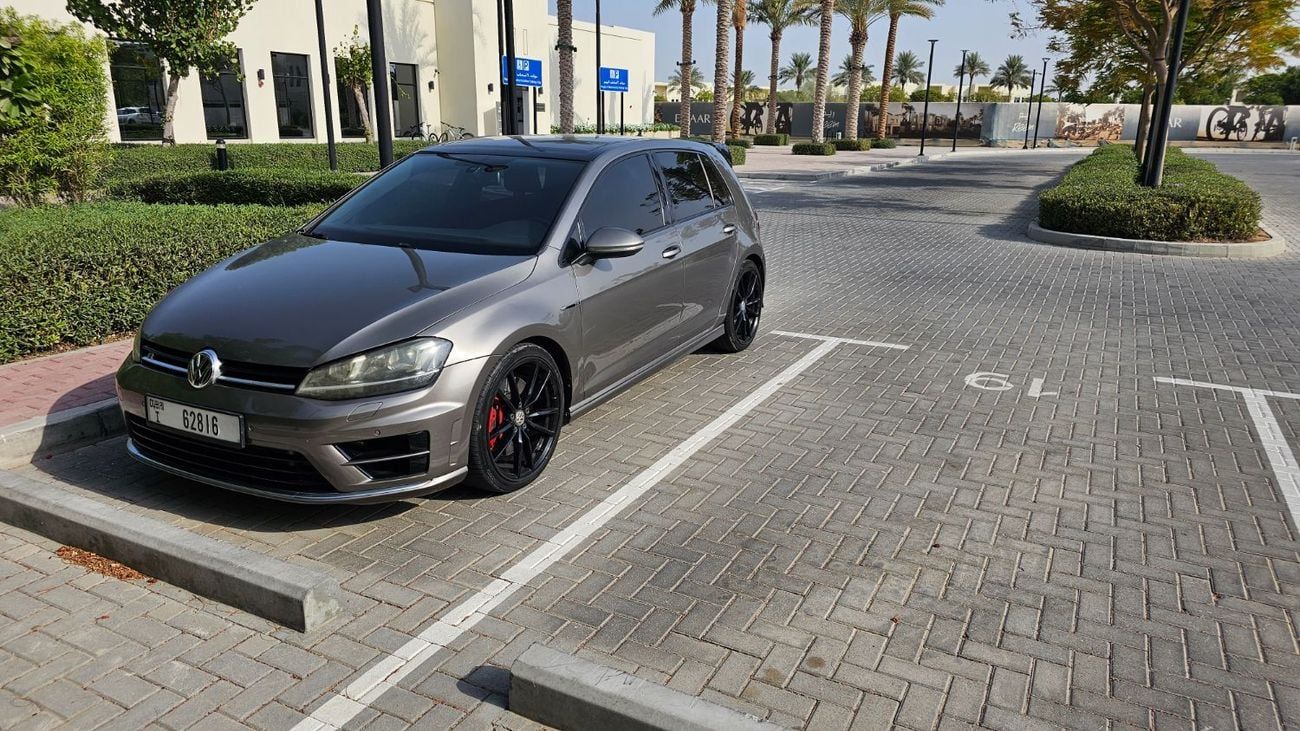 Volkswagen Golf R