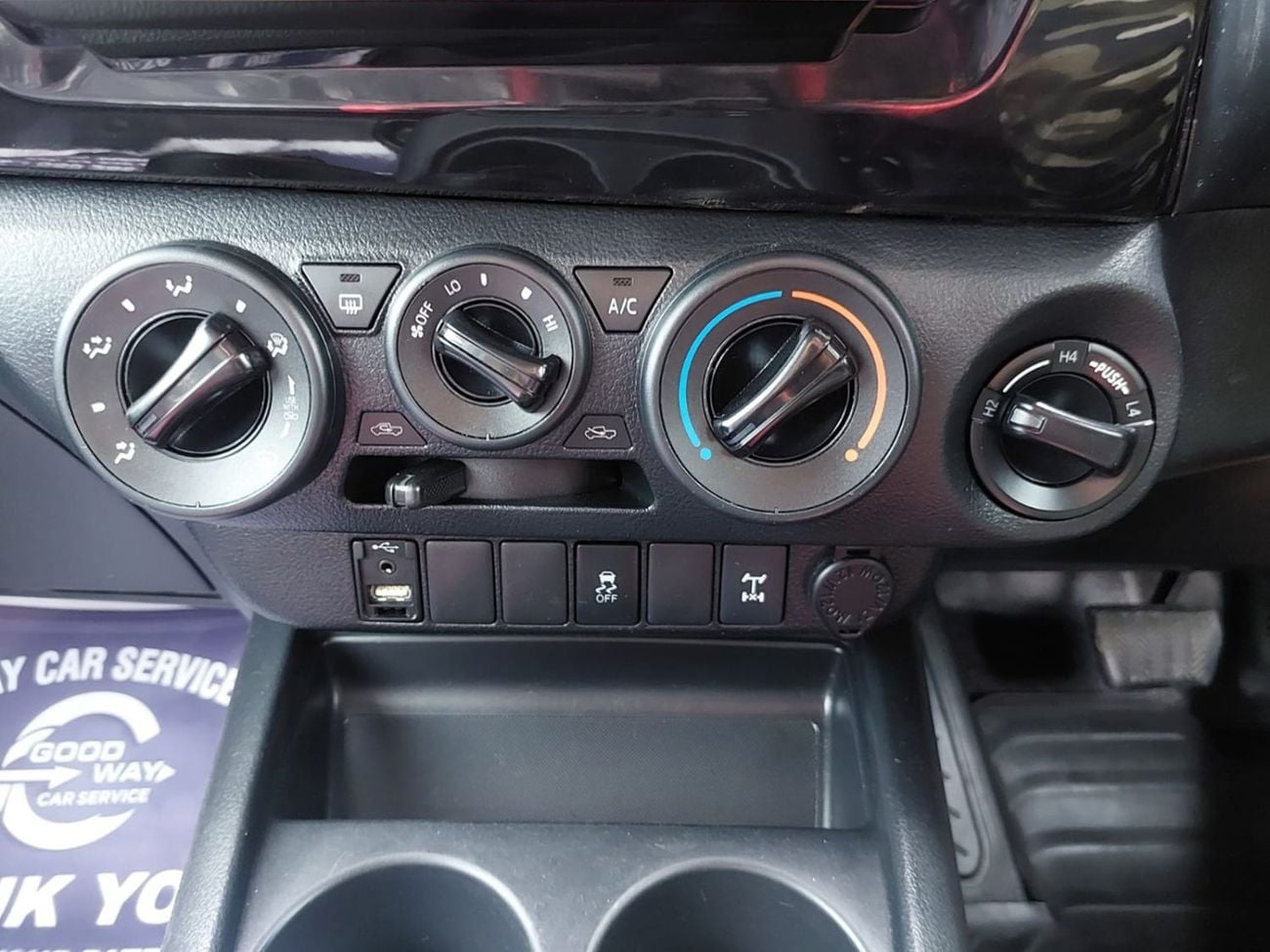 Toyota Hilux TOYOTA HILUX PICKUP RHD 2018 MODEL 2.8 L DIESEL AUTOMATIC(PM63198)