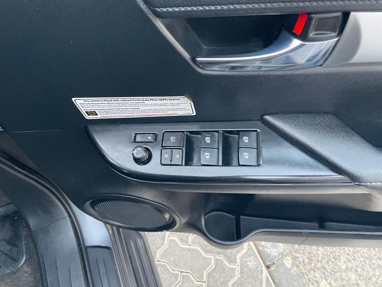 تويوتا هيلوكس Toyota Hilux SR5 full option export from Australia