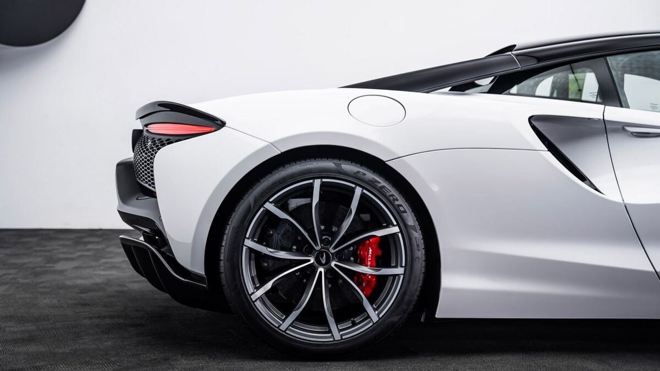 McLaren Artura 2024 - GCC - Under Warranty