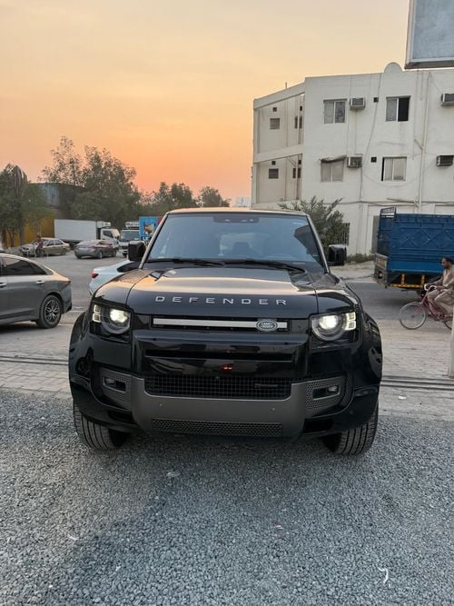 Land Rover Defender 110 X-Dynamic SE P400 3.0L