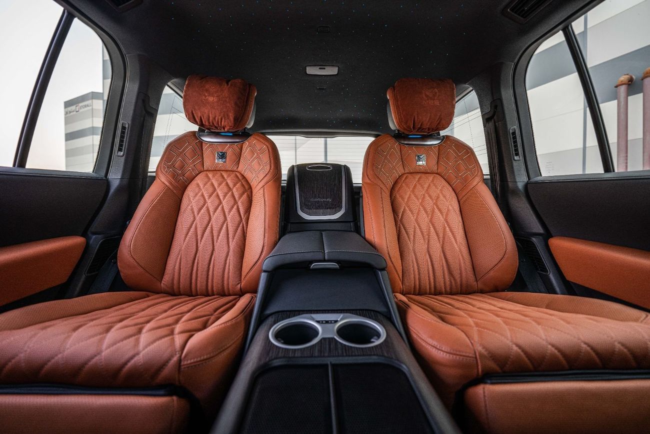 تويوتا لاند كروزر VX