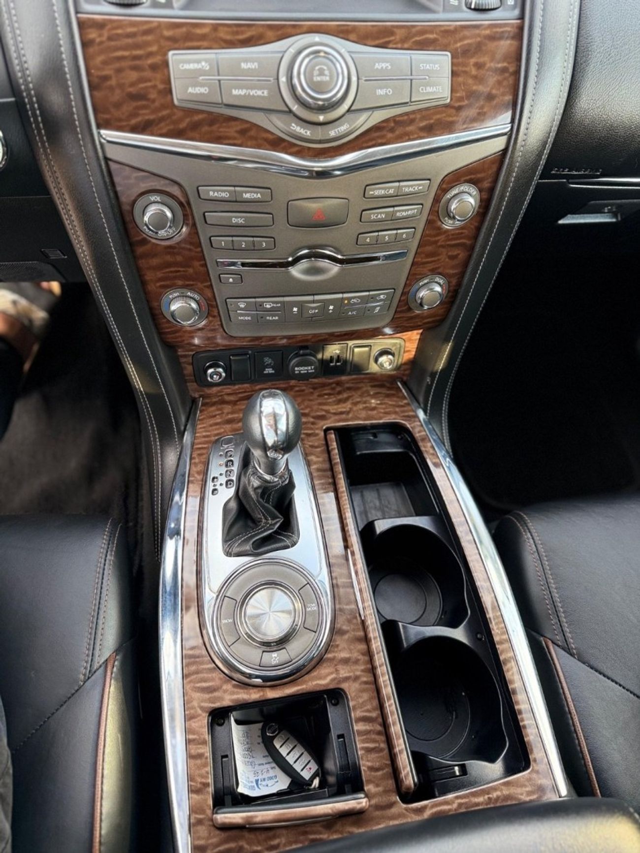 نيسان أرمادا Nissan Armada Platinum Full Option