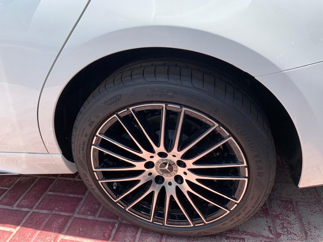 مرسيدس بنز 200 2025 MERCEDES -BENZ C200L 1.5L V4 FULL OPTION