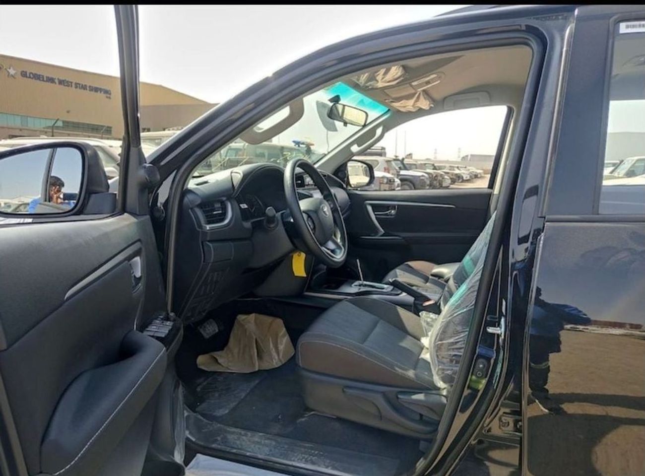 تويوتا فورتونر EXR 2.7L (160 HP) TOYOTA FORTUNER 2.7L PETROL AUTO WD 2025