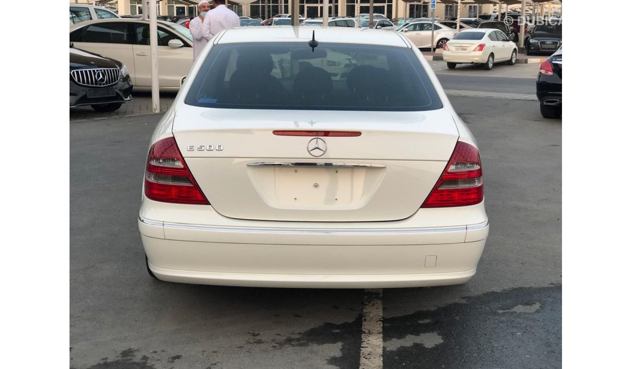 Mercedes-Benz E 500 Mercedes Benz E500 model 2005 Japan car prefect condition