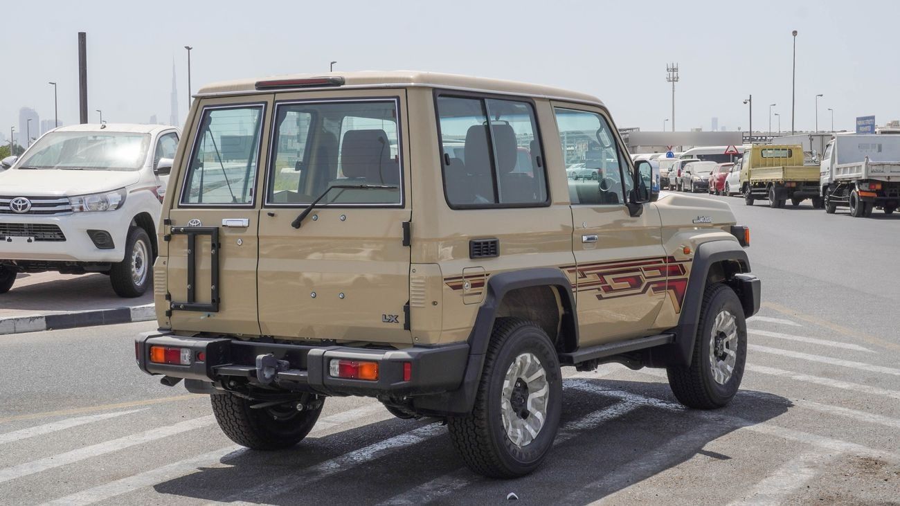 Toyota Land Cruiser 70 LX 4.0 L V6