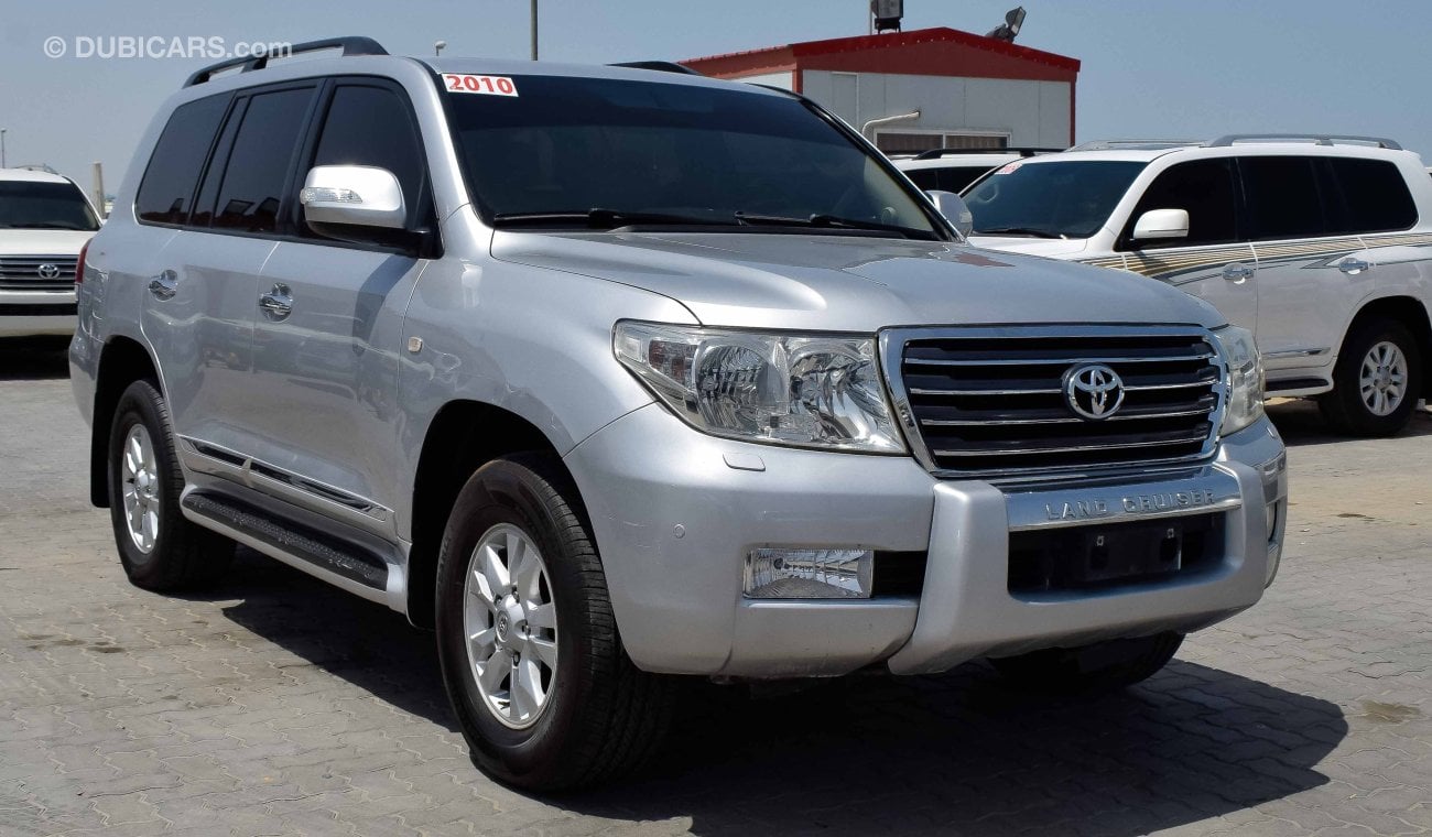 Toyota Land Cruiser VXR V8