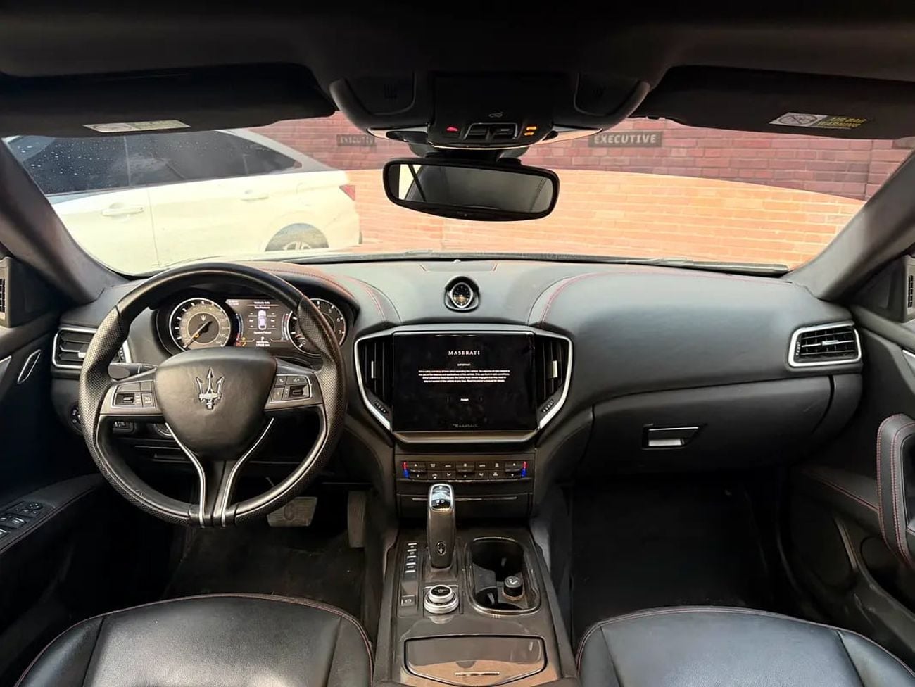 مازيراتي جيبلي GranLusso 3.0L