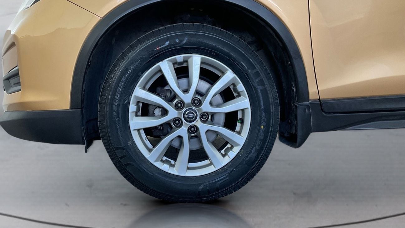 نيسان إكس تريل 2.5 S 2WD 5STR AUTO | شامل الضمان | 0 ﺪﻔﻋﺓ ﺃﻮﻟﻯ