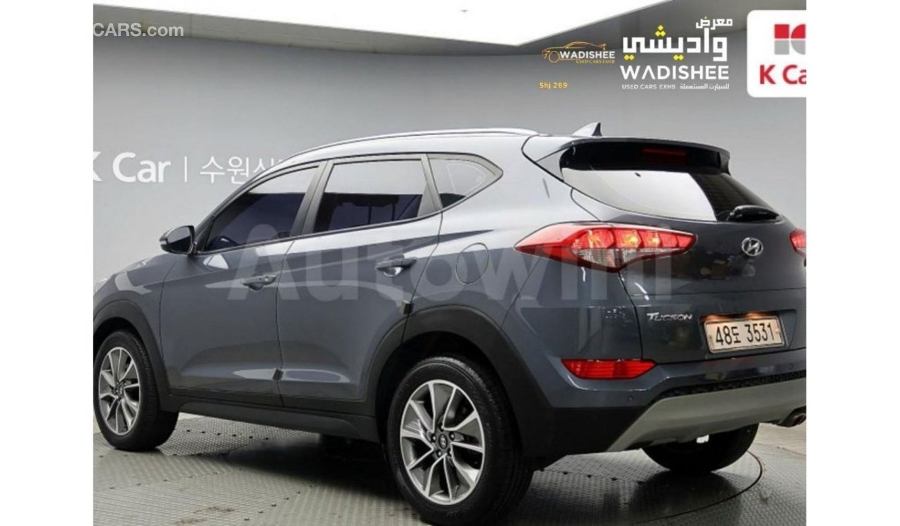 Hyundai Tucson هيونداي توسان من غير حوادث //صبغ الوكالة/