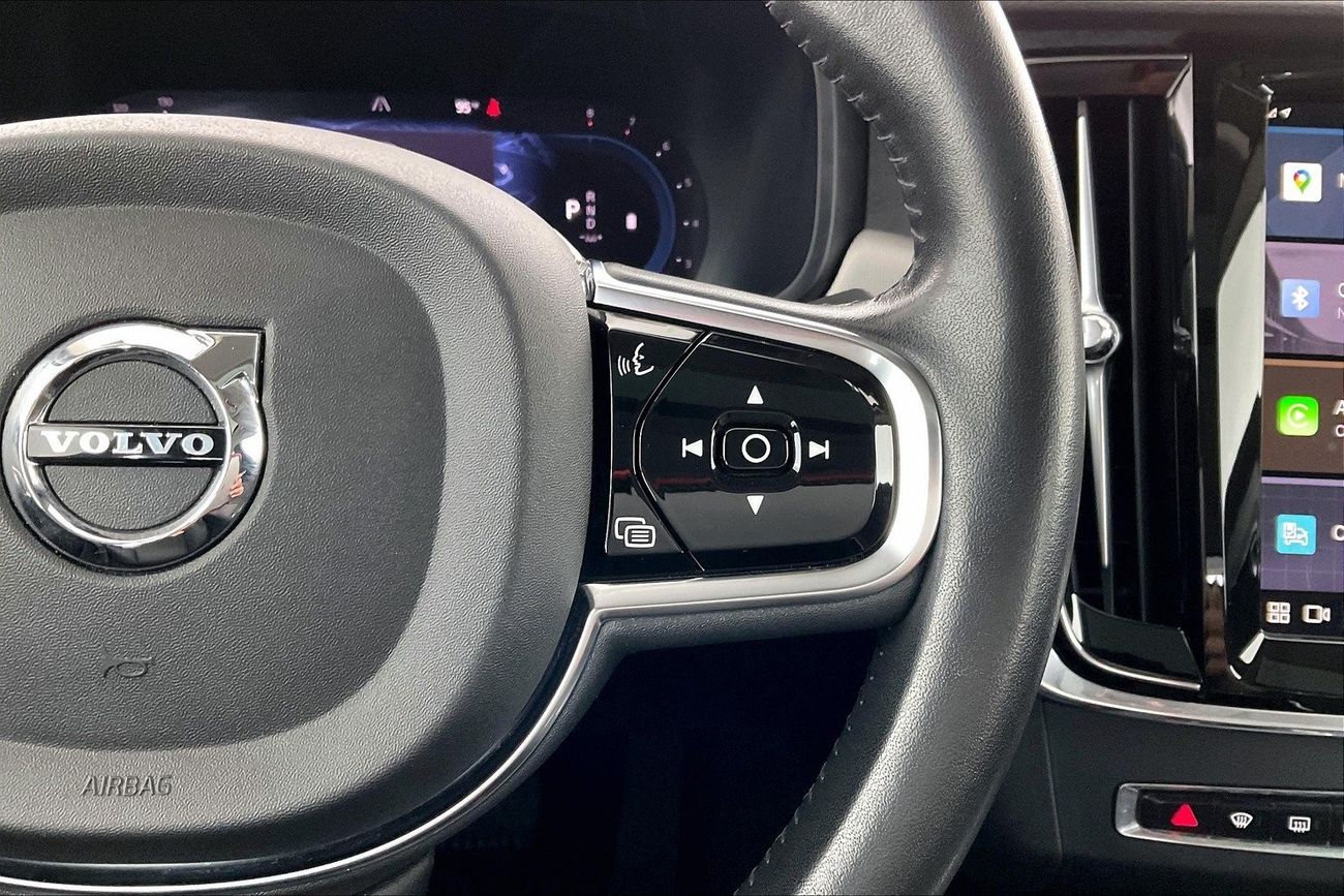 فولفو S90 B5 Momentum | سنة ضمان مجانية | خالية من أضرار الفيضانات