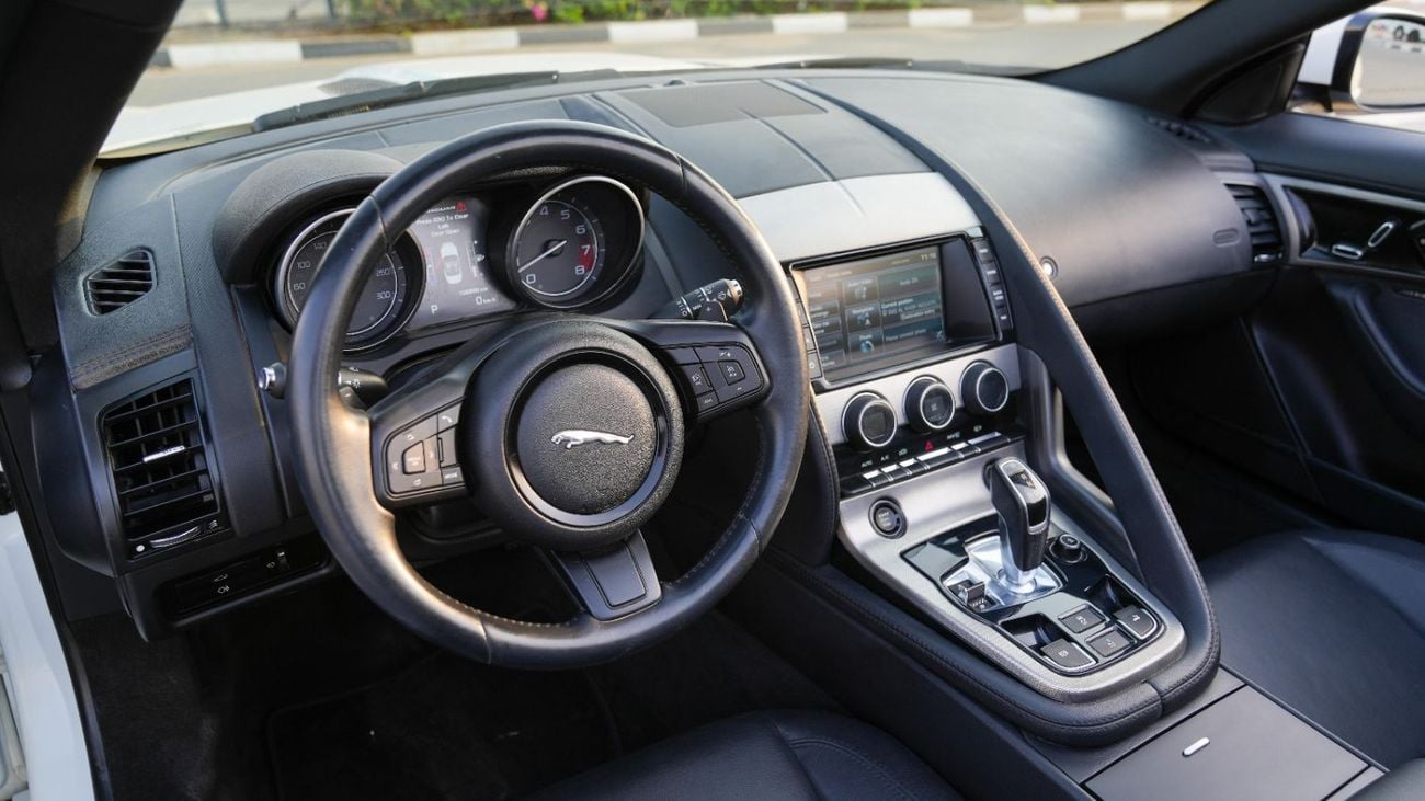 جاكوار F Type S CONVERTIBLE 2014!! GCC SPECS!! WELL MAINTAINED