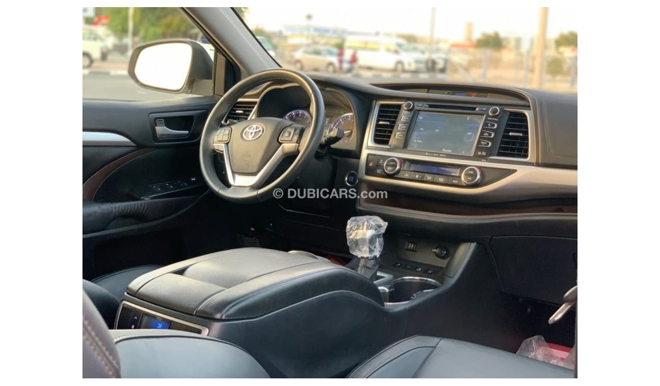 تويوتا هايلاندر XLE LIMITED PUSH START 4x4 FULL OPTION 2016 US IMPORTED