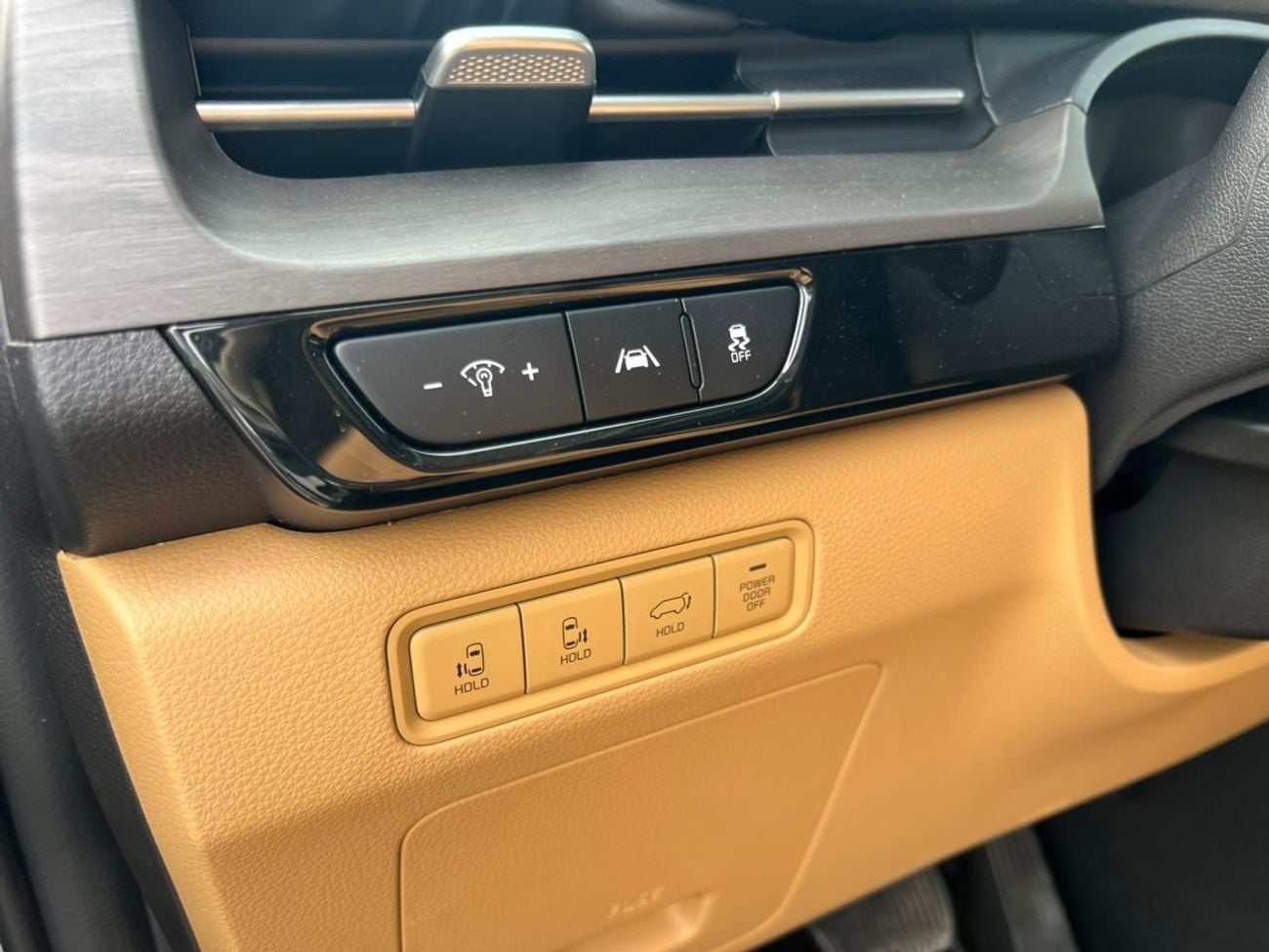 كيا كارنيفال EX KIA CARNIVAL