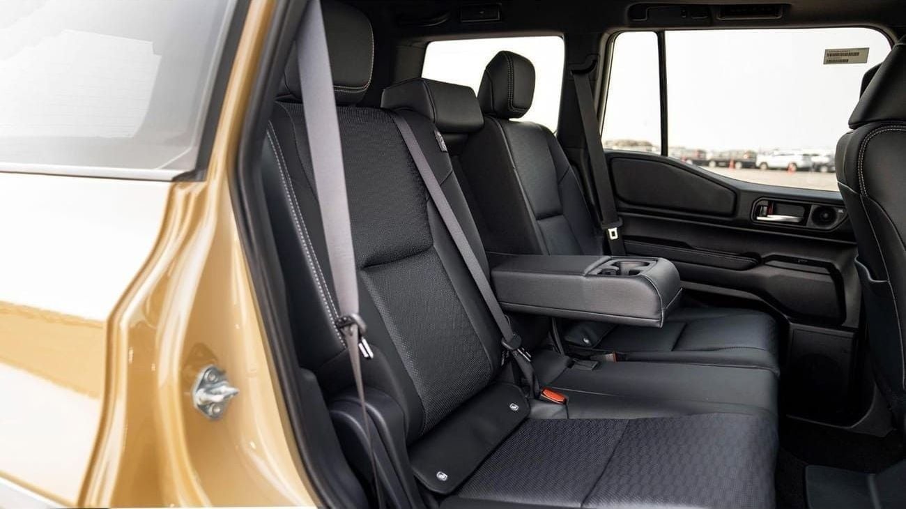 تويوتا برادو TOYOTA PRADO 250 WX+ LUXURY 2.4P AT MY2025 - SAND