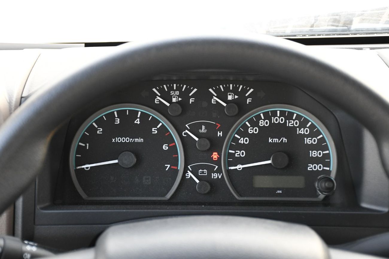 Toyota Land Cruiser 70 Hardtop 4.0L V6  Automatic Petrol