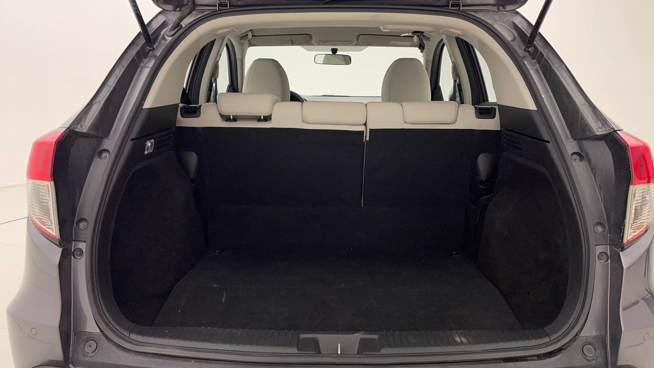 هوندا HRV LX 1.8 | بدون دفعة مقدمة | اختبار القيادة في المنزل