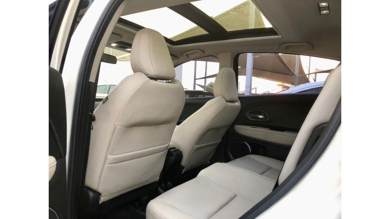 Honda HRV HONDA,HR-V 2020 FULL OPTIONS GCC,panoramic