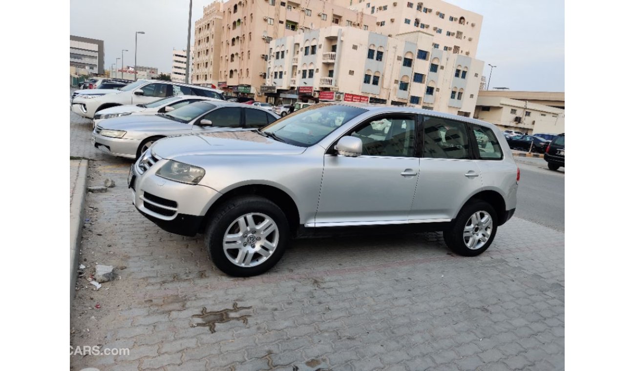 Volkswagen Touareg 2007 model Full options 4x4 drive Leather interiors Sunroof Cruse control