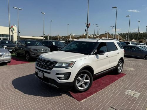 Ford Explorer XLT 3.5L LOW MILEAGE GOOD CONDITION