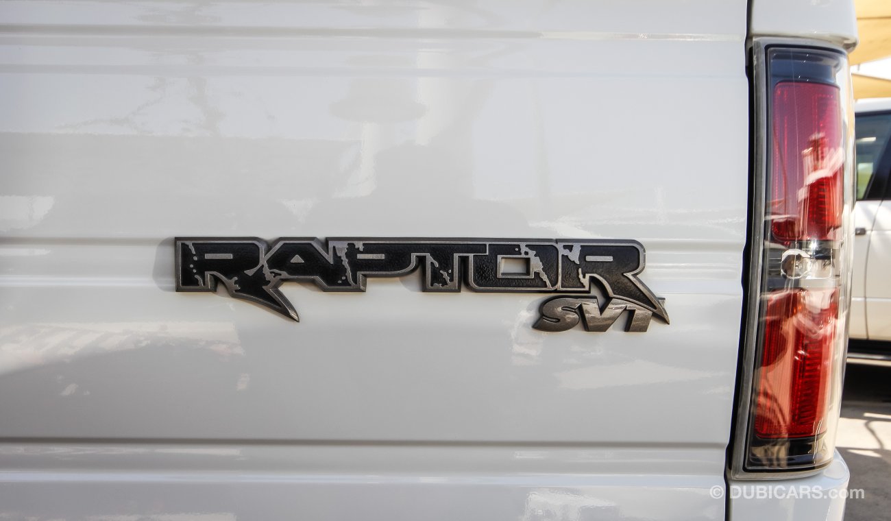 Ford Raptor 6.2 L SVT