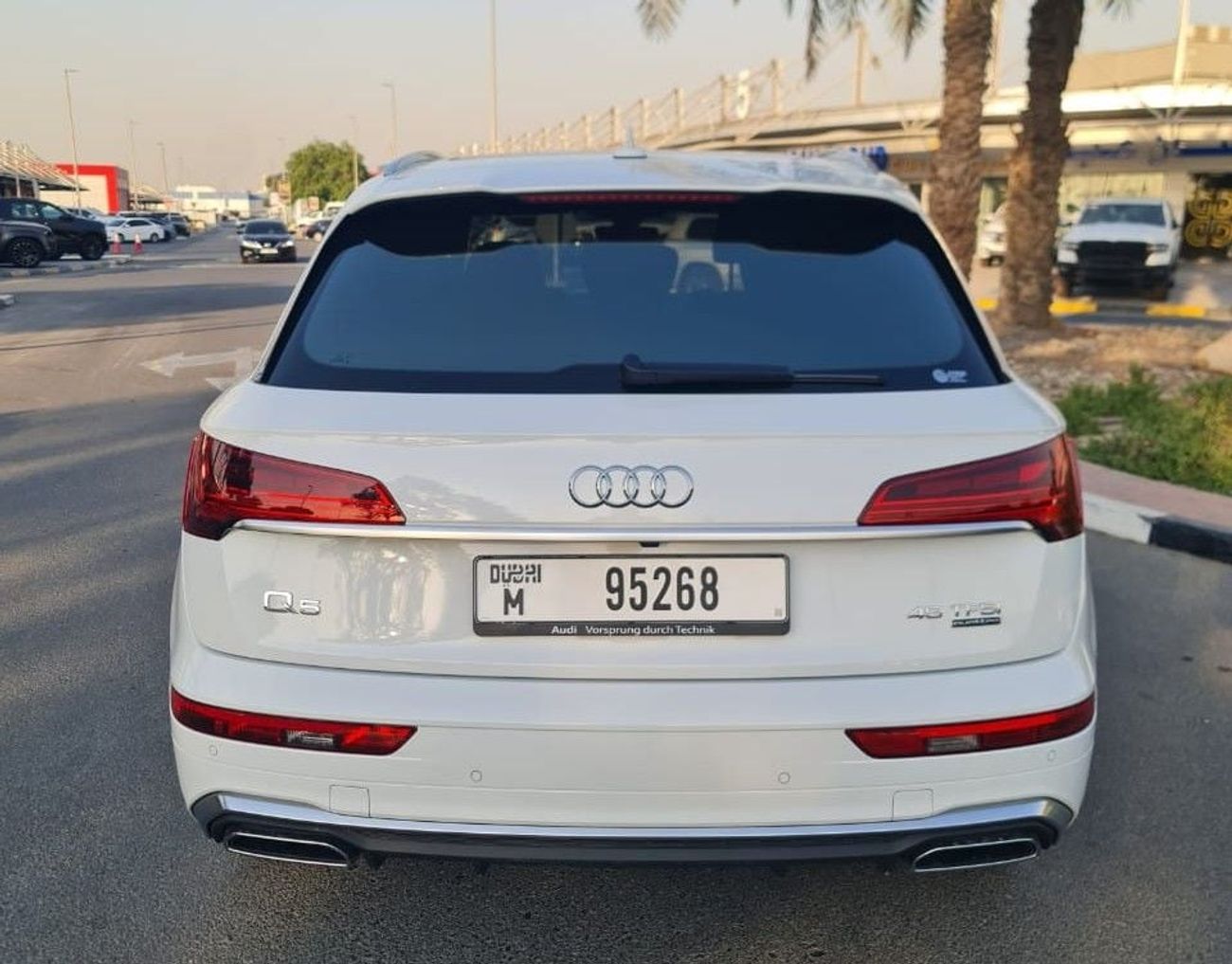 أودي Q5 45 TFSI quattro S Line 2.0L