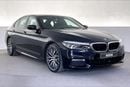 بي أم دبليو 530i Luxury + M Sport Package | شامل الضمان | 0 ﺪﻔﻋﺓ ﺃﻮﻟﻯ