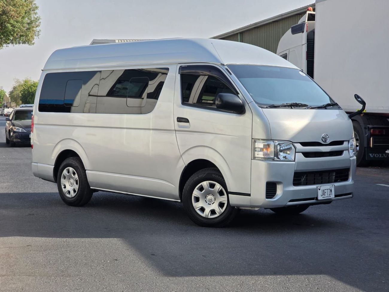 Toyota Hiace 8 SEATER | 2.0 PETROL ENGINE | RHD | AT
