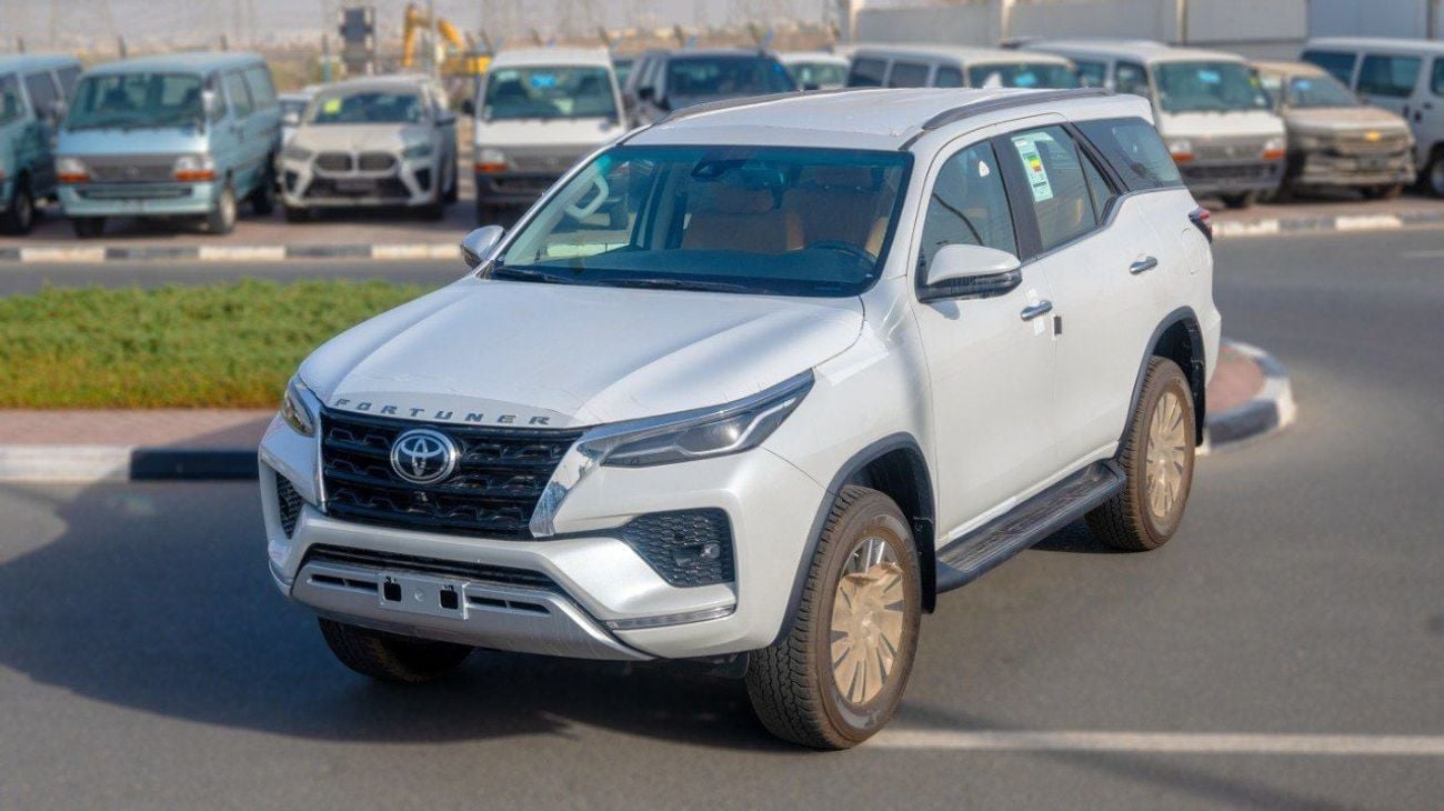 تويوتا فورتونر VX2 4X4 Diesel 2.8L