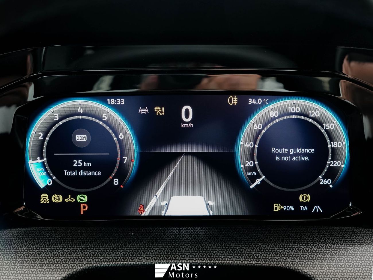 فولكس واجن جولف R-Line Black Package 1.5 Turbo 2025 (Harman Kardon + HUD)