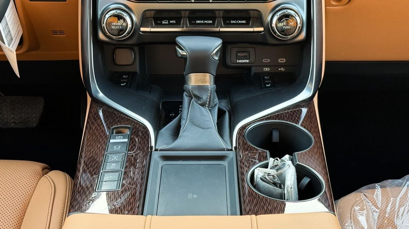 Lexus LX600 SIGNATURE