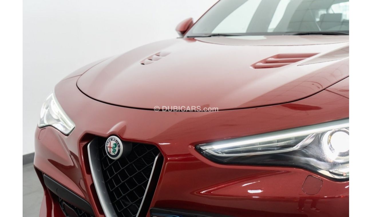 Alfa Romeo Stelvio 2018 Alfa Romeo Stelvio Quadrifoglio / Extended Warranty until May 2025 & Alfa Romeo Service Pack