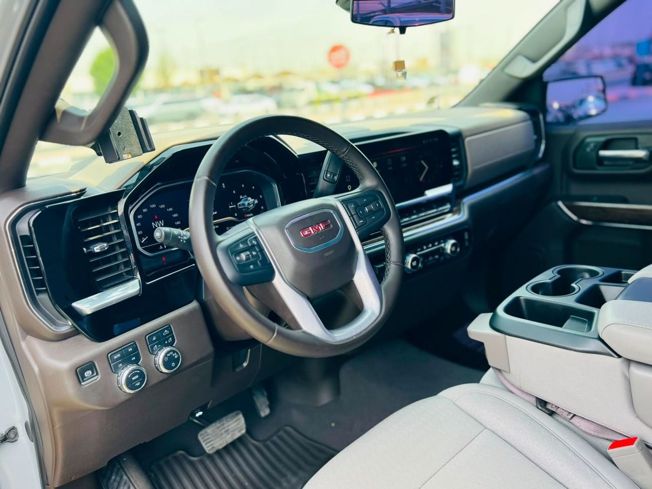 GMC Sierra 1500 REGULAR CAB SLE .ENGINE 5.3L/V8 2024.