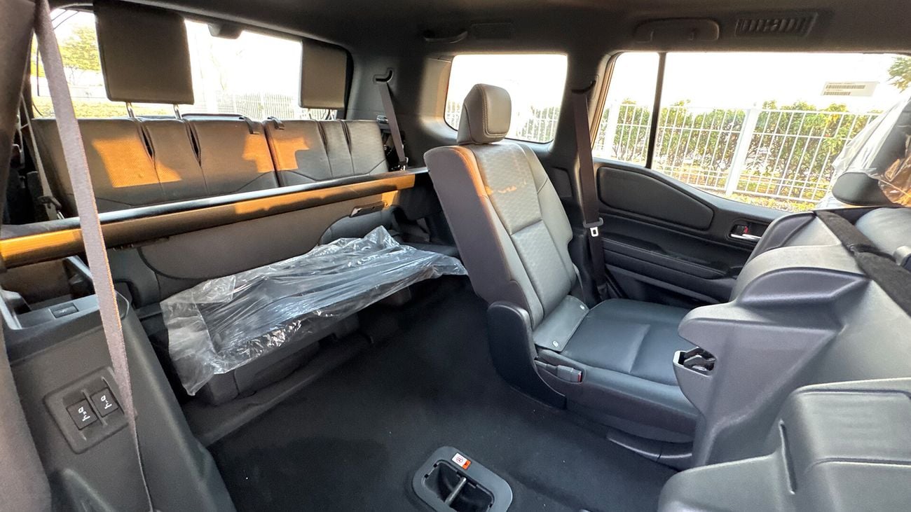 تويوتا برادو Land Cruiser VXL 2.4L Turbo Petrol 4-Cyl 2024 0Km